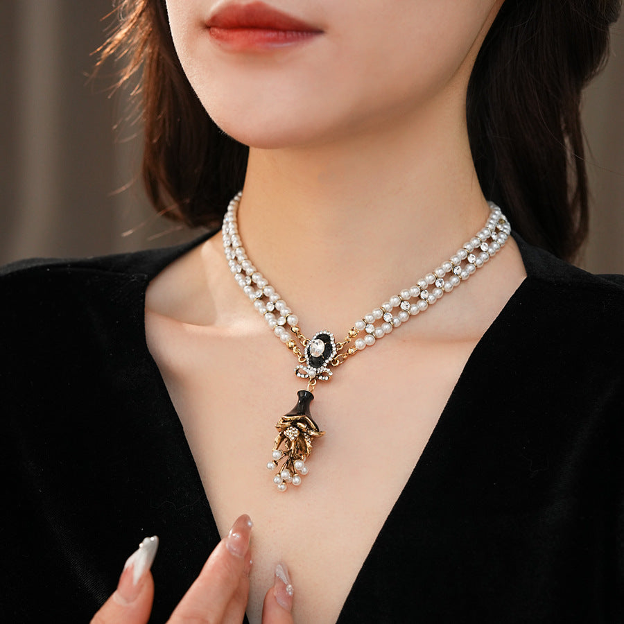 Medieval vintage Jewelry Set Silver Needle Oil Drop Flower Bow Pearl Earrings High-end Vintage Necklace