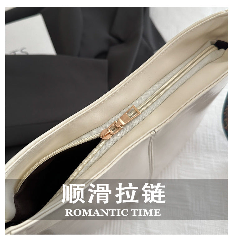 2025Summer New Women's Bag Simple Fashion Single Shoulder Bag European and American Trendy Women's Crossbody Bag Commuter Tote Bag