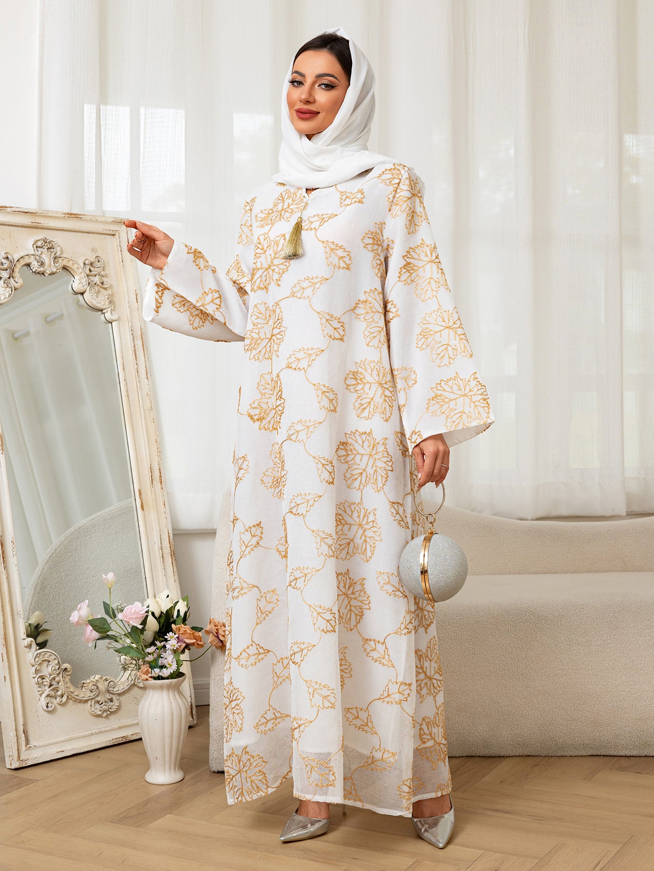 Cross-Border New Leaf Embroidery Tassel Middle Eastern Muslim Clothing Long Dress Fashion Elegant Cover-Up Dress Robe