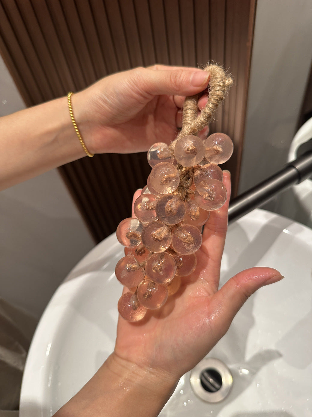 Crystal Grape Whole Bunch Soap Finished Product Simulation Soap Aromatherapy Soap Handmade Soap Gift Bath Bathroom Ornament Hanging Decoration