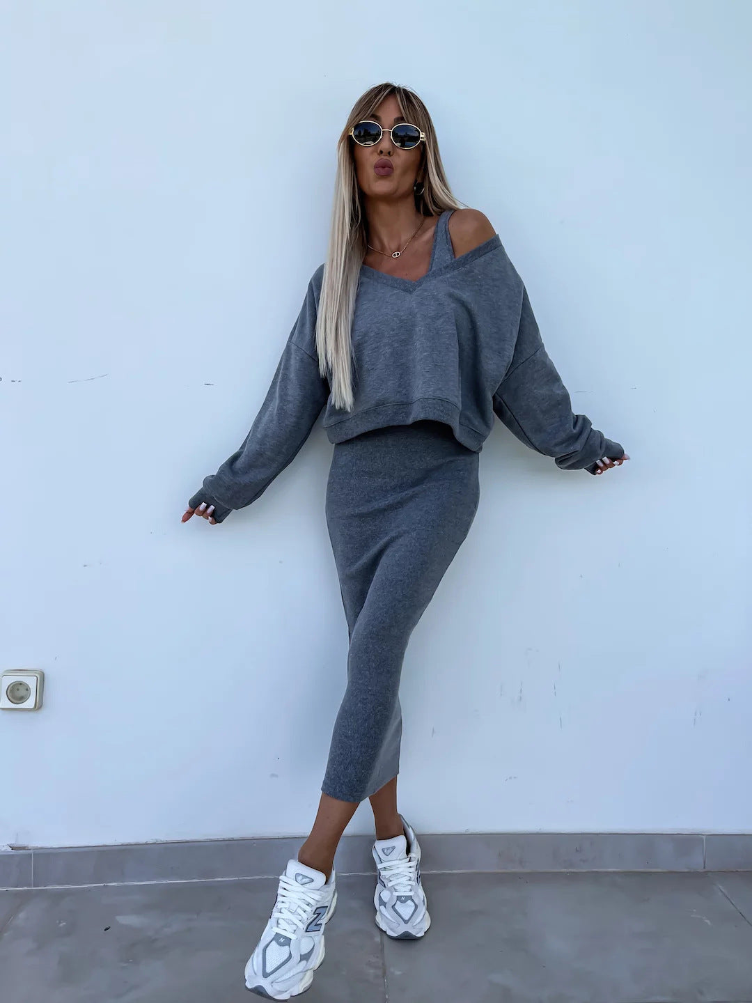 Amazon European and American Cross-Border New Spring Summer Women's Solid Color Clothing V Collar Long Sleeve Sweater Sling Slim Fit Long Dress2Set