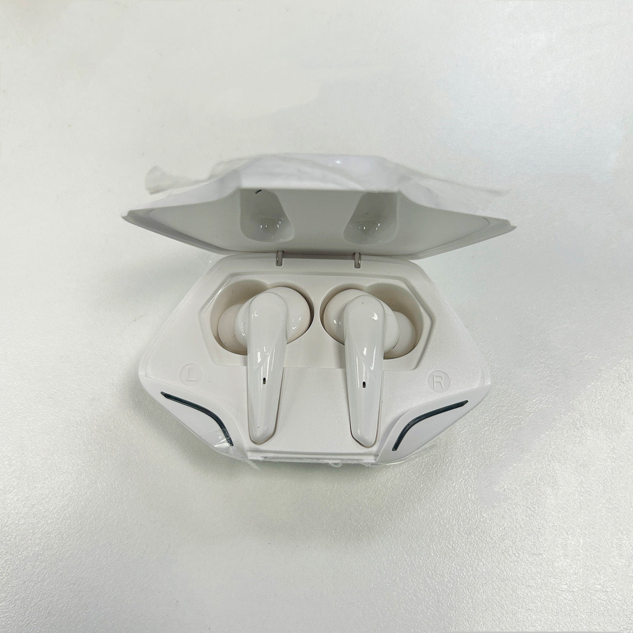 New Gaming Model G11True Wireless Gaming Bluetooth Headset5.0Dual-mode low-latency long-lasting breathing light flashing