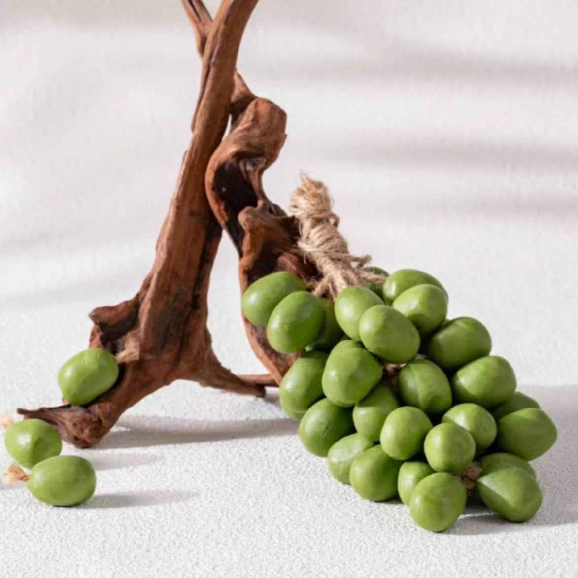 Sunshine Green Grape Artificial Grape Cluster Handmade Soap Gift Ornament Fresh Aromatherapy Pendant Long-lasting Fragrance