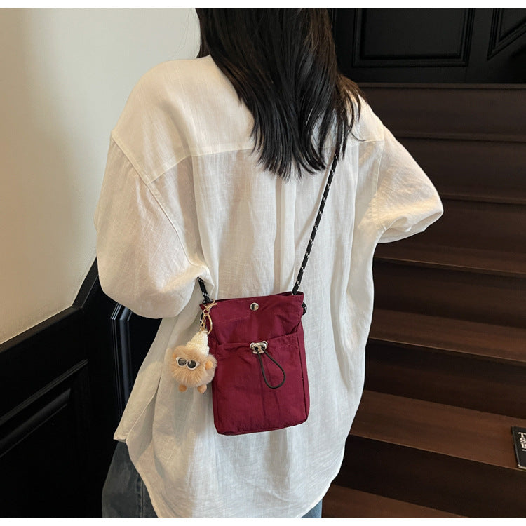 Internet celebrity ins Single Shoulder Crossbody Drawstring Small Bag2025Niche Fashion Lightweight mini Women's Nylon Phone Bag