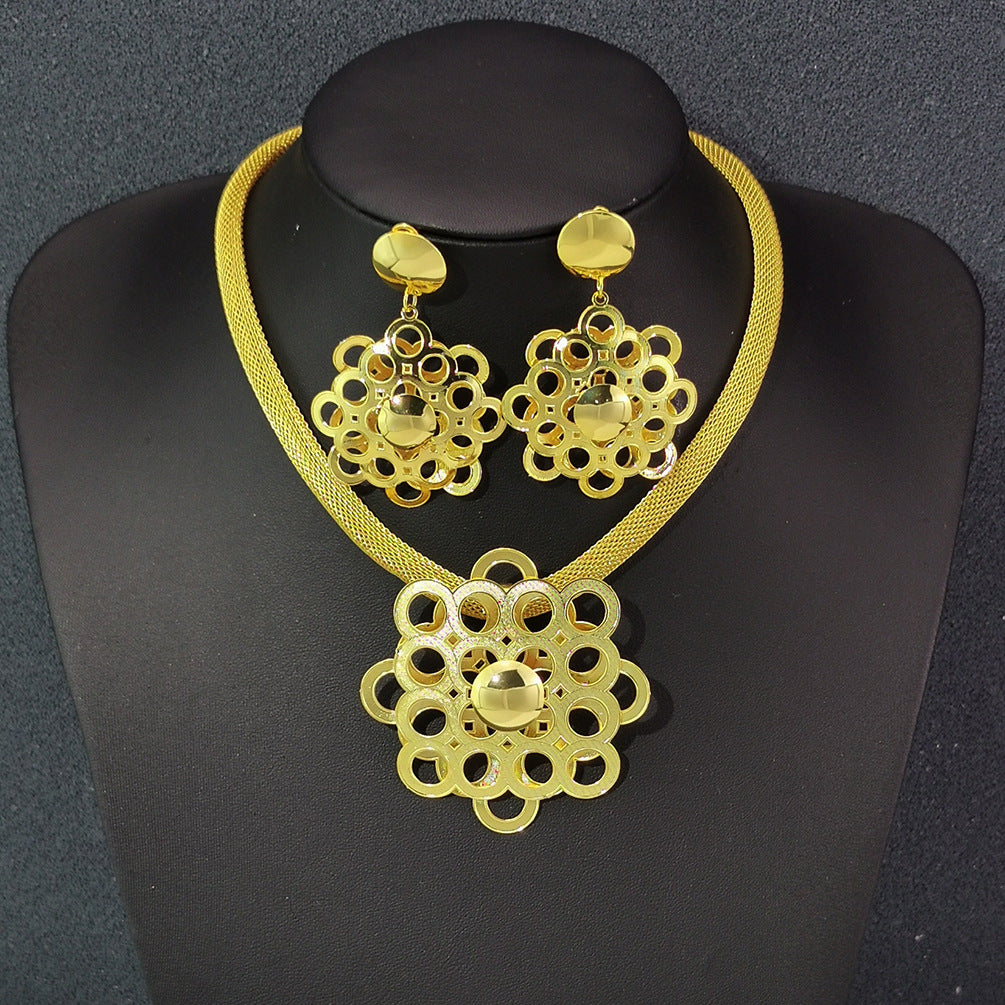 Various Dubai Sets for Women24K Gold Color Big Flower Pendant Necklace and Earrings Wedding Party African Set