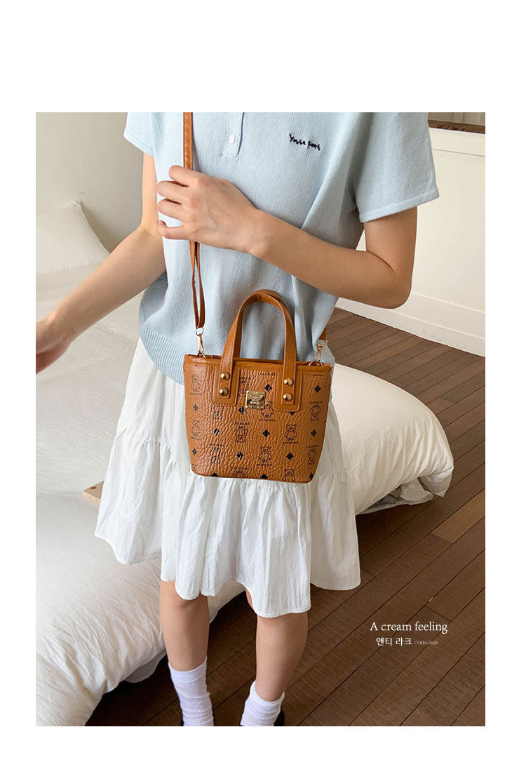Large Capacity Stylish Versatile Korean Version ins Women's Bag2025New fashionable and high-end one-shoulder tote bag