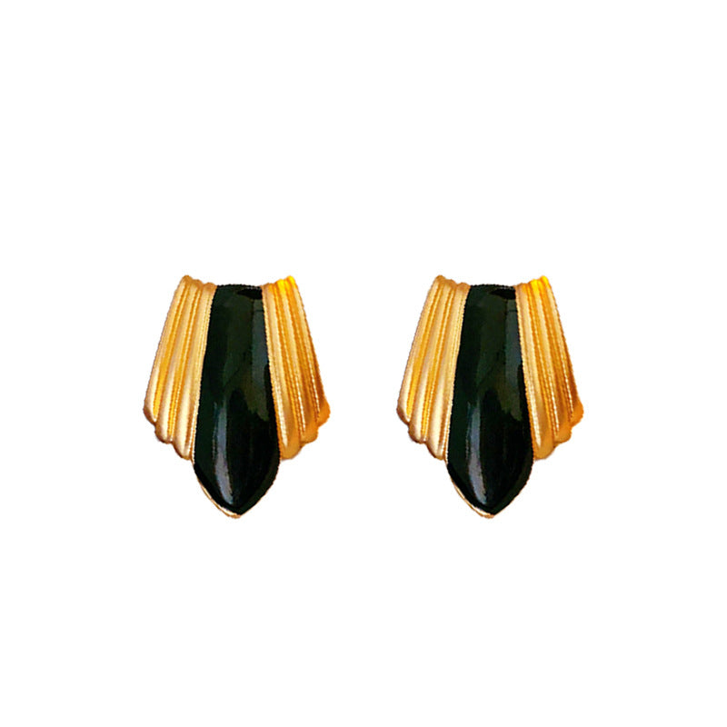 Medieval vintage Necklace French Retro Oil Drop Geometric Metal Necklace Light Luxury High-end Sense Women's Wholesale