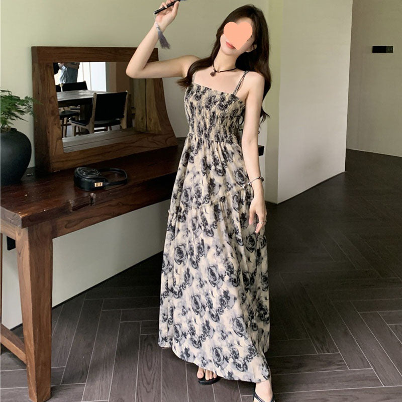 French Hepburn Style Plus Size Strap Dress Women's Summer Design Sense Elegant Waist-Cinching Black Floral Mid-Length Dress