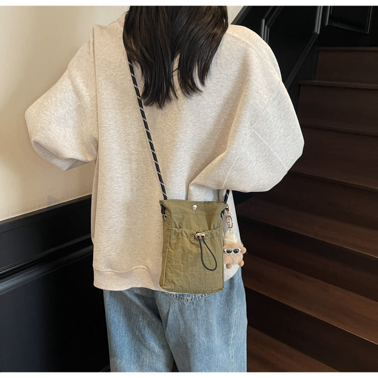 Internet celebrity ins Single Shoulder Crossbody Drawstring Small Bag2025Niche Fashion Lightweight mini Women's Nylon Phone Bag