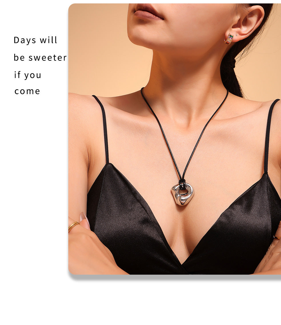 Mili Jewelry New Adjustable Leather Cord Necklace for Women Heavy Craft Curved Design Titanium Steel PVD Plating18k Genuine Gold In Stock