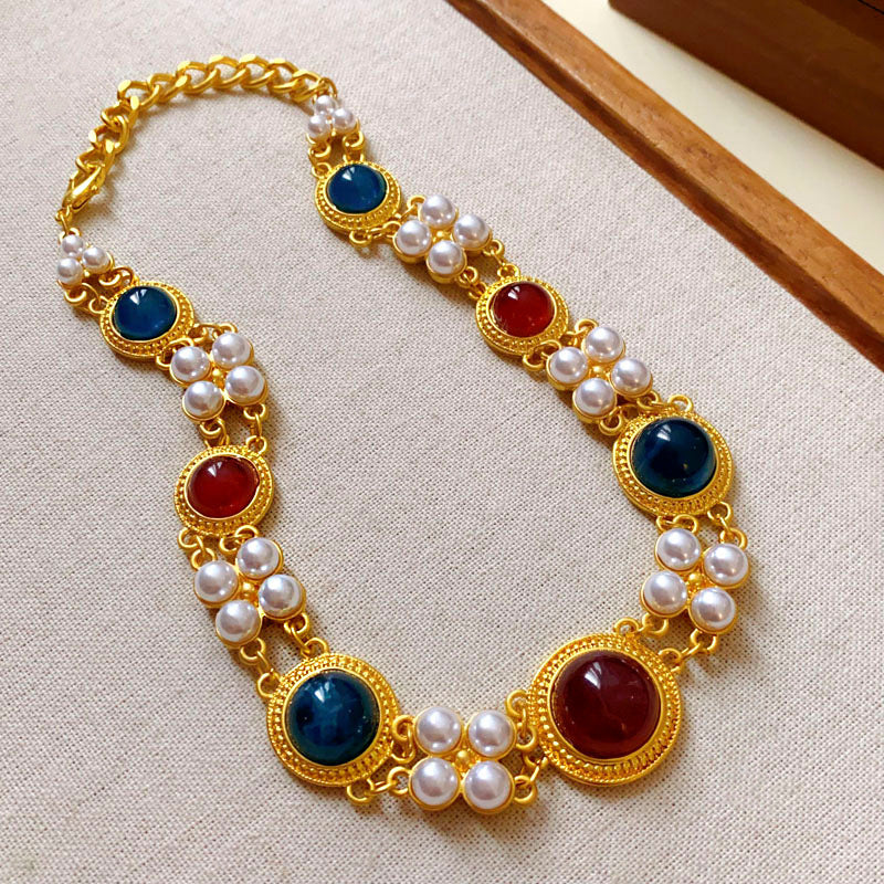Medieval vintage Light Luxury Necklace Palace Style Heavy Craft Inlaid Diamond Water Drop Collarbone Chain High-end Vintage Necklace for Women