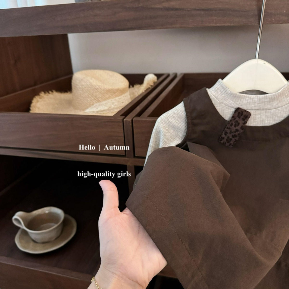 Sweet Little Girl Autumn Outfit Set Autumn Korean Style Flower Bud Vest Dress Ribbed Base Shirt Stylish Two-Piece Set