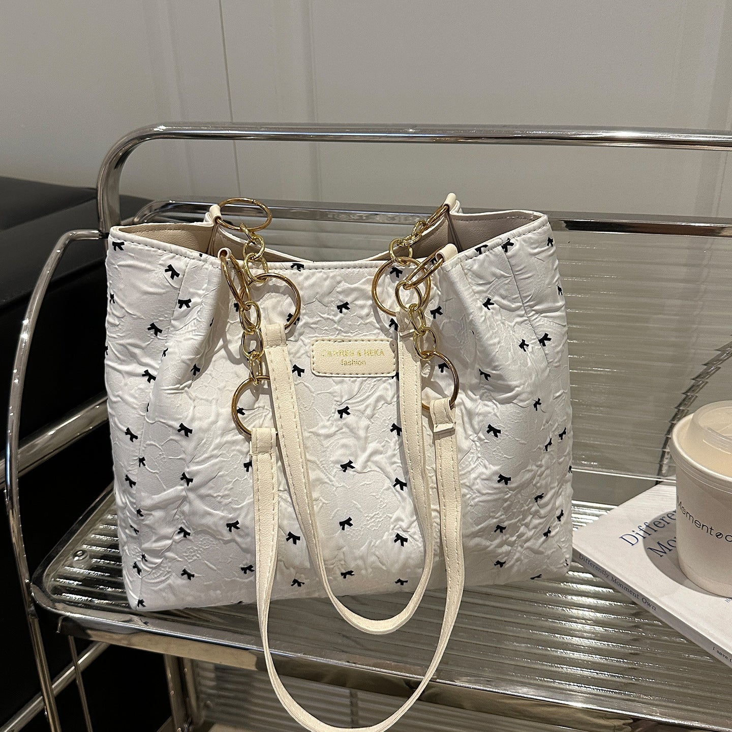 2025Trendy Fashion Bowknot Pleated Large Capacity New Casual Simple Commuter Single Shoulder Crossbody Underarm Bag for Women